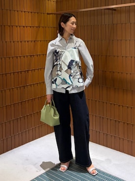 「RED CARD TOKYO（レッドカード）のアイテム（パンツ）」を使った、Takagi_TOMORROWLANDさん（レディース・167cm）の春コーディネート