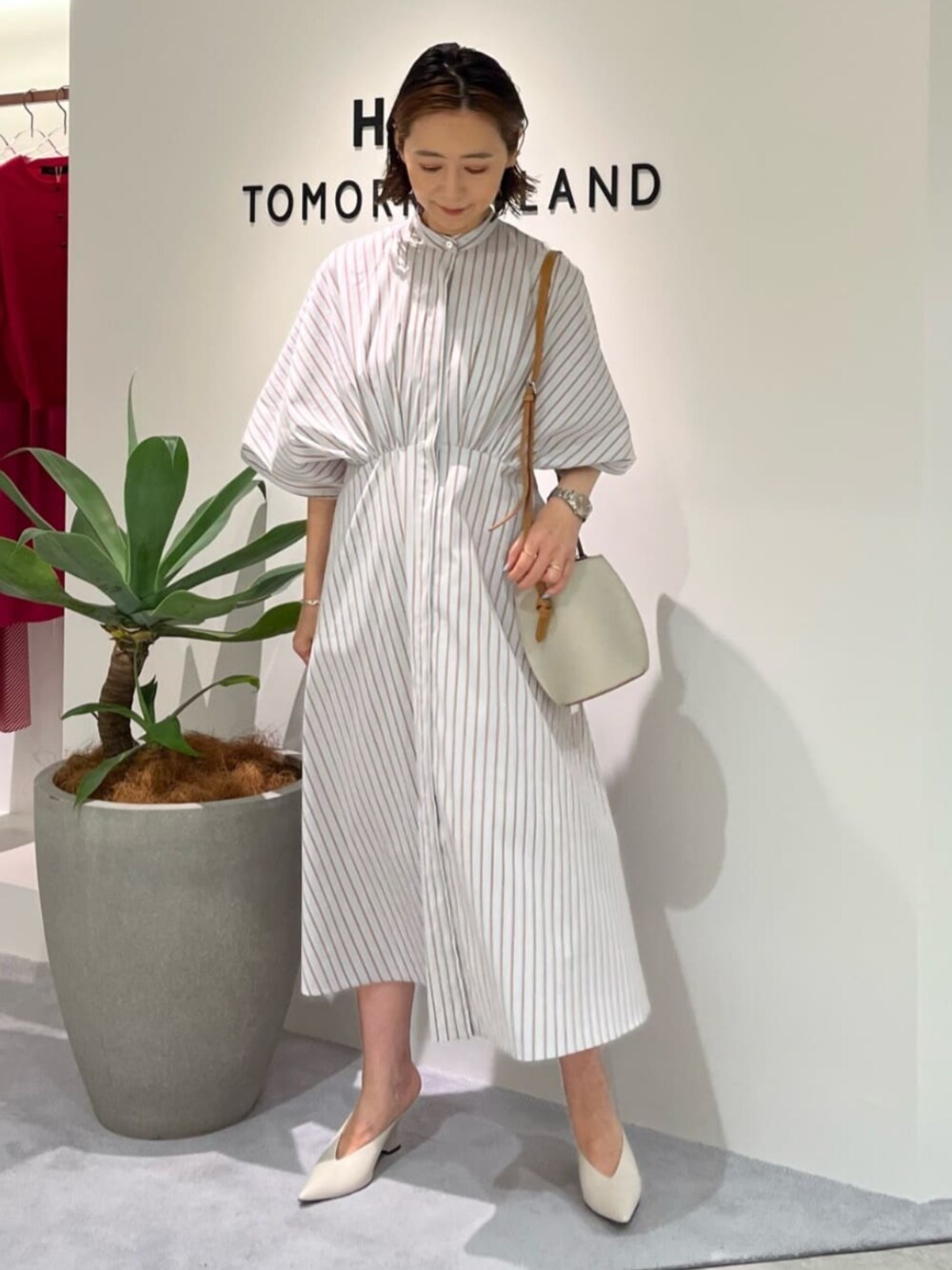 TOMORROWLAND オルタネートストレッチ スタンドカラーワンピース オルタネートストレッチ スタンドカラーワンピース | maison