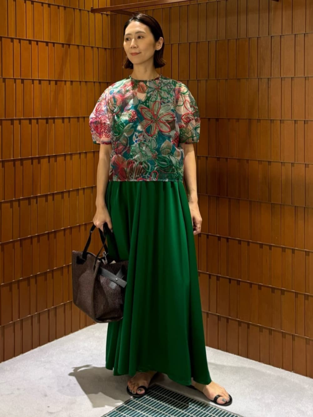 CABaN キュプラポリエステルスムース Vネックワンピースを使った人気  