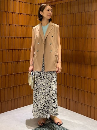 【美品】トゥモローランド 22SS 完売品 ダブルブレストジレ リネン混 1690862887_320.jpg