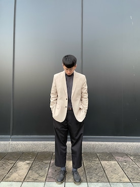 「plain-me（プレインミー）のアイテム（チノパンツ）」を使った、謝承佑さん（メンズ・177cm）の冬コーディネート