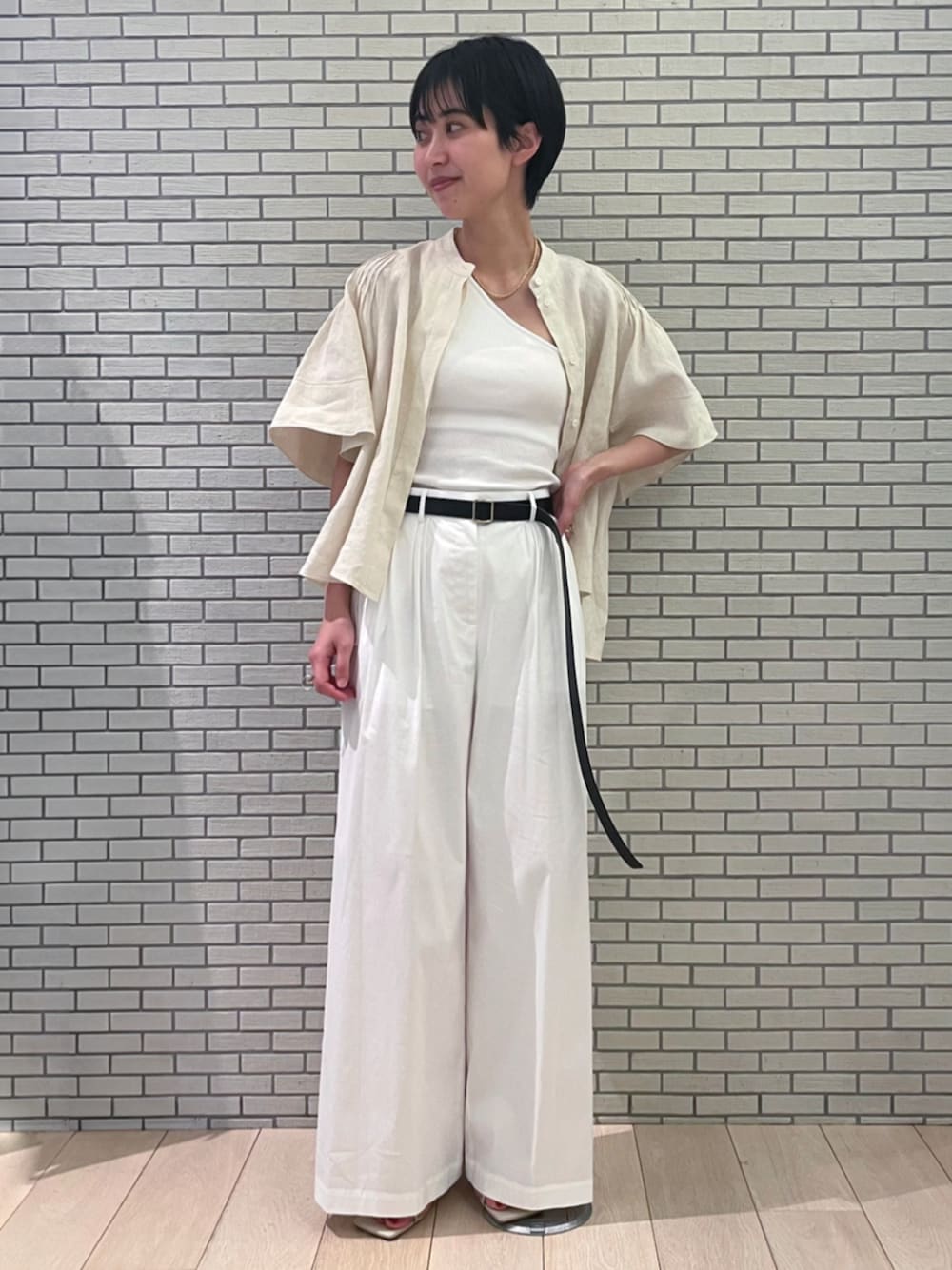 DES PRES（デ・プレ）の「スパークリネン ピンタックスリーブ