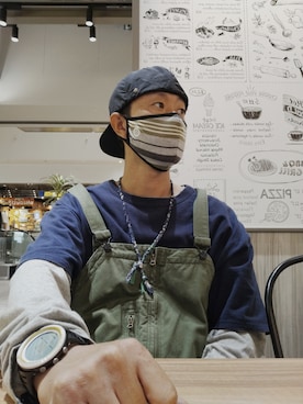「BEAMS PLUS（ビームスプラス）のアイテム（オールインワン・サロペット）」を使った、北极さん（メンズ・178cm）の秋コーディネート