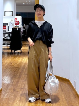 「GLOBAL WORK（グローバルワーク）のストレッチ総レースプルオーバー長袖/580886（Tシャツ/カットソー、ホワイト系）」を使った、カナさん（レディース・158cm）の秋コーディネート