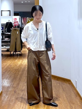 「GLOBAL WORK（グローバルワーク）のやさしソールVカットパンプス/1023336（パンプス、ブラック系）」を使った、カナさん（レディース・158cm）の夏コーディネート