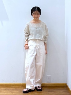 「GLOBAL WORK（グローバルワーク）のGOODチノベイカーパンツ/638528（その他パンツ、ベージュ系）」を使った、カナさん（レディース・158cm）の夏コーディネート