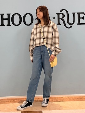 「SHOO・LA・RUE（シューラルー）の【洗濯機可】涼しげで軽やかな チェックシャツパーカ（シャツ/ブラウス、ホワイト系）」を使った、Naaatsuさん（レディース・158cm）の春コーディネート