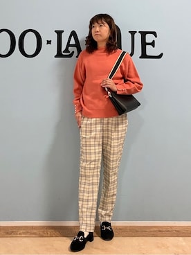 「SHOO・LA・RUE（シューラルー）の【毛玉になりにくい/洗濯機可/S-LL】お袖パールの上品ニット（ニット/セーター、ピンク系）」を使った、Naaatsuさん（レディース・158cm）の冬コーディネート