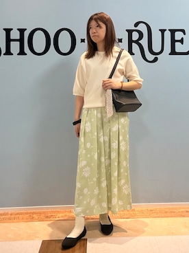 「SHOO・LA・RUE（シューラルー）の【毎日洗える/S-LL/ひんやり/UV】上半身すっきり 二の腕見せない5分袖ニット（ニット/セーター、ベージュ系）」を使った、Naaatsuさん（レディース・158cm）の春コーディネート
