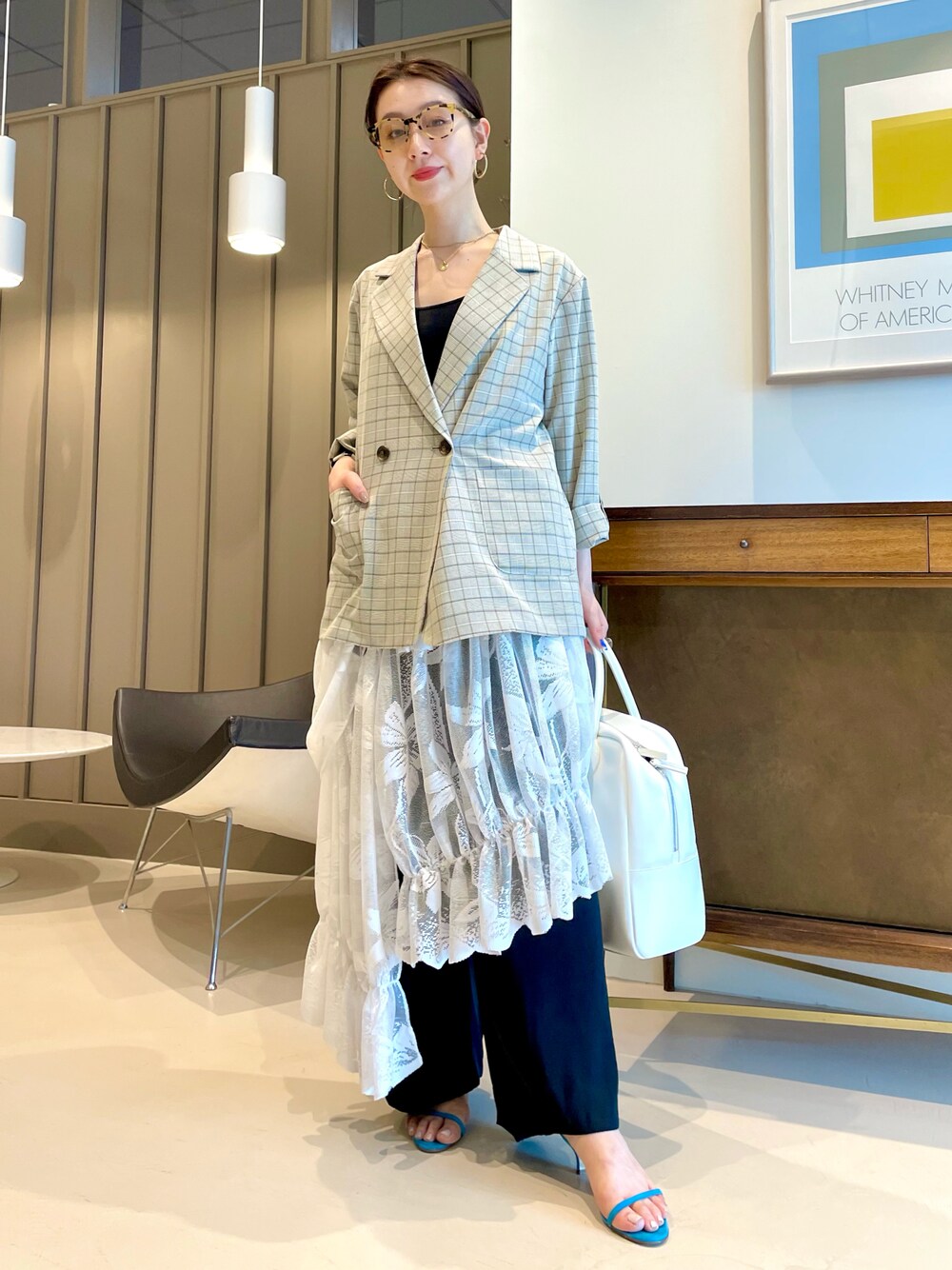 「BEAMS、レイヤードスタイル、モード、Ray BEAMS、シンプルコーデ、オトナカジュアル、Demi-luxe BEAMS、オトナ女子」｜「BeAMS DOTの【WEB限定】BeAMS DOT / グレンチェック ワイド ダブル ジャケット（その他アウター、その他）」を使った、ウエダ シホさん（レディース・157cm）の春コーディネートの1枚目の写真