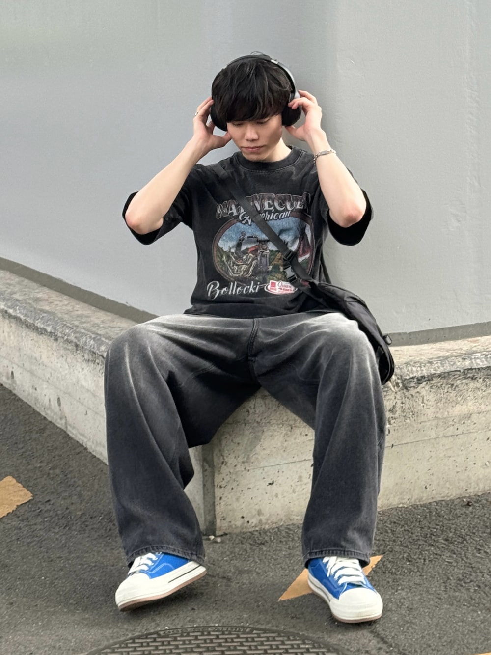 Kanji｜CONVERSEのスニーカーを使ったコーディネート - WEAR