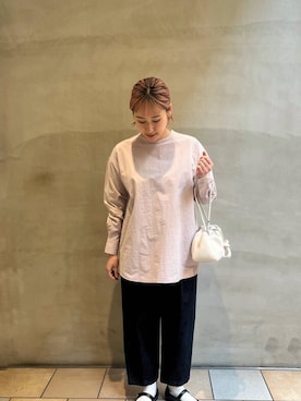 「ブラウスが主役の春コーデ」｜「アイテム（その他アウター）」を使った、Aoiさん（レディース・158cm）の春コーディネート