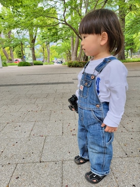 「Levi's（リーバイス）のアイテム（オールインワン・サロペット）」を使った、ayatoさん（キッズ・90cm）の春コーディネート