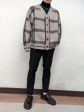 「カーディガン男子」｜「アイテム（ローファー）」を使った、somaさん（メンズ・175cm）の冬コーディネート
