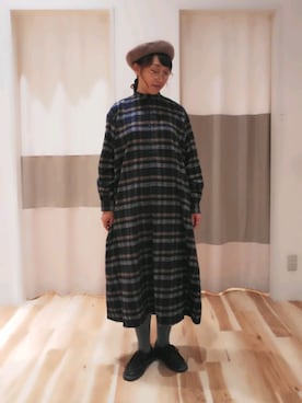 「チェックワンピース」｜「アイテム（ハンチング/ベレー帽）」を使った、いしさん（レディース・165cm）の秋コーディネート