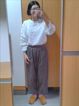 「rasox（ラソックス）のアイテム（ソックス/靴下）」を使った、IKUYOさん（レディース・170cm）の秋コーディネート