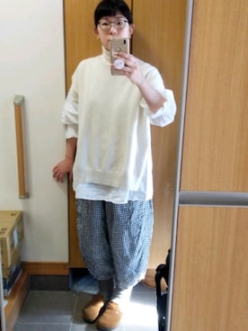 「Gauze#（ガーゼ）のアイテム」を使った、IKUYOさん（レディース・170cm）の秋コーディネート