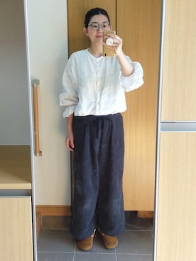 「Gauze#（ガーゼ）のアイテム」を使った、IKUYOさん（レディース・170cm）の秋コーディネート