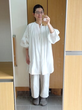 「MERCI（メルシー）のアイテム（パンツ）」を使った、IKUYOさん（レディース・170cm）の秋コーディネート