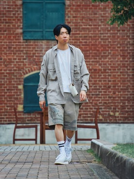 「yoke」｜「アイテム（財布/小物）」を使った、Takayuki Shimazuさん（メンズ・172cm）の秋コーディネート