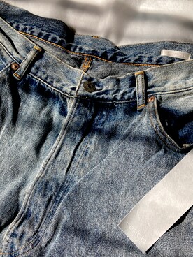 「COMOLI（コモリ）のアイテム（デニムパンツ、ブルー系）」を使った、リクルートさん（メンズ・172cm）の春コーディネート