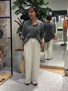 「Jena espace merveilleux（ジェナ　エスパスメルヴェイユ）の【2サイズ展開/WEB限定カラー有】トロミイージーパンツ（その他パンツ、ホワイト系）」を使った、KAEDEさん（レディース・158cm）の夏コーディネート
