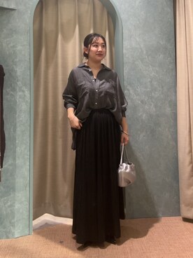 「Jena espace merveilleux（ジェナ　エスパスメルヴェイユ）の【程よい抜け感】シアーデニムシャツ（シャツ/ブラウス、ブラック系）」を使った、KAEDEさん（レディース・158cm）の春コーディネート