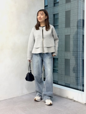 「Jena espace merveilleux(ジェナ エスパスメルヴェイユ)の裾フリルパーカー 秋服(Tシャツ/カットソー、グレー系)」を使った、KAEDEさん(レディース・158cm)の秋コーディネート