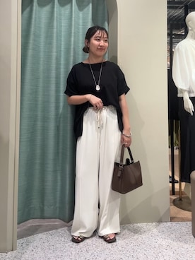 「Jena espace merveilleux(ジェナ エスパスメルヴェイユ)のリラックスカットソー(Tシャツ/カットソー、ブラック系)」を使った、KAEDEさん(レディース・158cm)の夏コーディネート