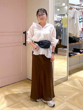 「LOWRYS FARM（ローリーズファーム）のステンレスフープチョーカー 127295（チョーカー、シルバー系）」を使った、おとも.さん（レディース・155cm）の春コーディネート