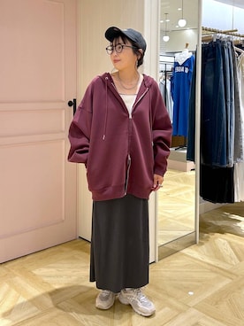 「アイテム（チョーカー、グレー系）」を使った、おとも.さん（レディース・155cm）の秋コーディネート