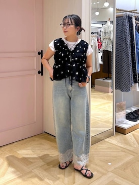 「LOWRYS FARM（ローリーズファーム）の【接触冷感】ベーシックノースリーブ　1043004（Tシャツ/カットソー、ホワイト系）」を使った、おとも.さん（レディース・155cm）の夏コーディネート