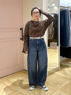 「アイテム（チョーカー、グレー系）」を使った、おとも.さん（レディース・155cm）の秋コーディネート