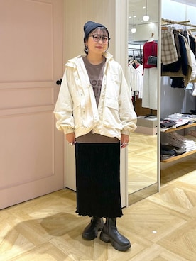 「アイテム（チョーカー）」を使った、おとも.さん（レディース・155cm・30代）の秋コーディネート