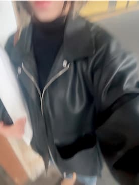 「アイテム（ライダースジャケット）」を使った、ゆゆさん（レディース・152cm）の秋コーディネート