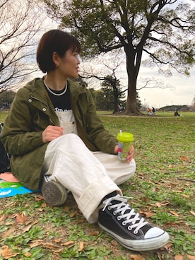 「Lee（リー）のアイテム（サロペット/オーバーオール）」を使った、azumiさん（レディース・155cm）の春コーディネート
