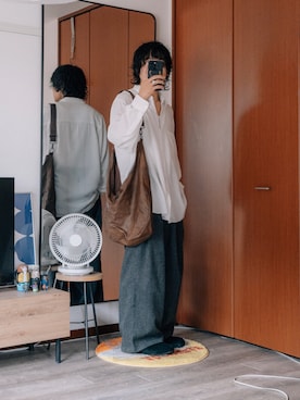 「アイテム（サンダル）」を使った、ryo sakamotoさん（メンズ・170cm）の秋コーディネート