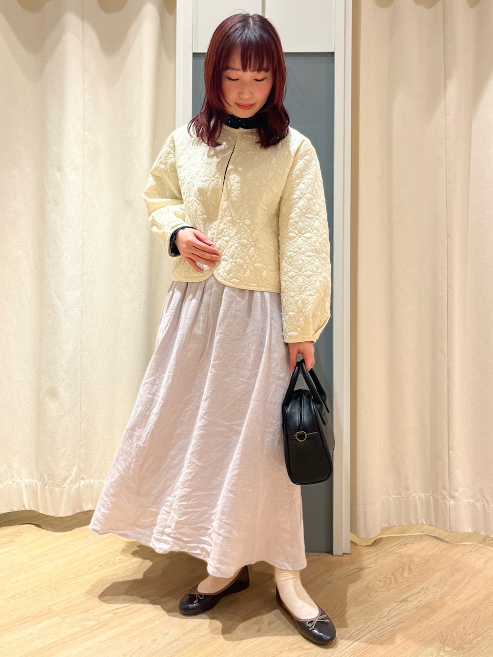 「Samansa Mos2、SM2、サマンサ モスモス(Samansa Mos2)、春アウター、春コーデ、ETHICALCRAFTS」｜「Samansa Mos2のパターンメッシュ花柄ハイネックカットソー（Tシャツ/カットソー、グレー系）」を使った、さとうさん（レディース・159cm）の冬コーディネートの1枚目の写真