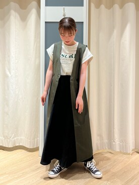 「Samansa Mos2 blue」｜「アイテム（ジャンパースカート）」を使った、さとうさん（レディース・159cm）の夏コーディネート
