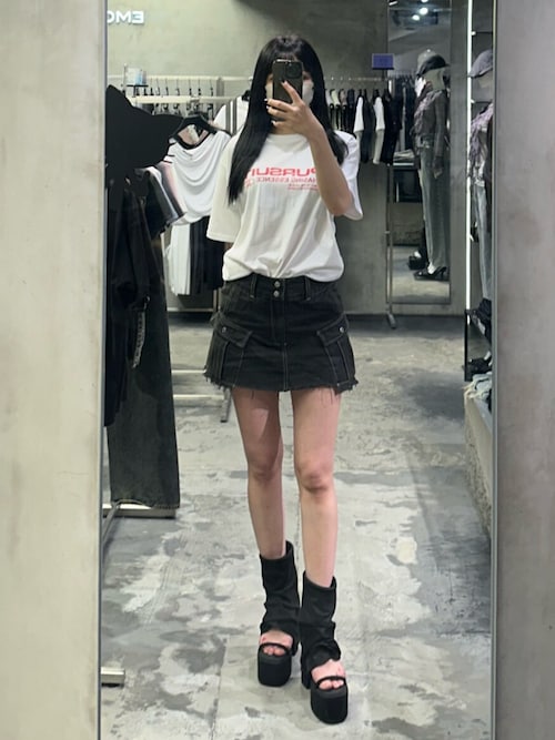 セール】ロゴグラフィックTシャツ（Tシャツ/カットソー）｜EMODA