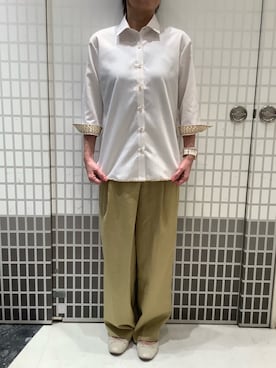 「TOKYO SHIRTS（トウキョウシャツ）のアイテム（ビジネスシャツ）」を使った、BRICK HOUSE シャツ工房 東松山ピオニウォーク店さん（レディース・160cm）の春コーディネート