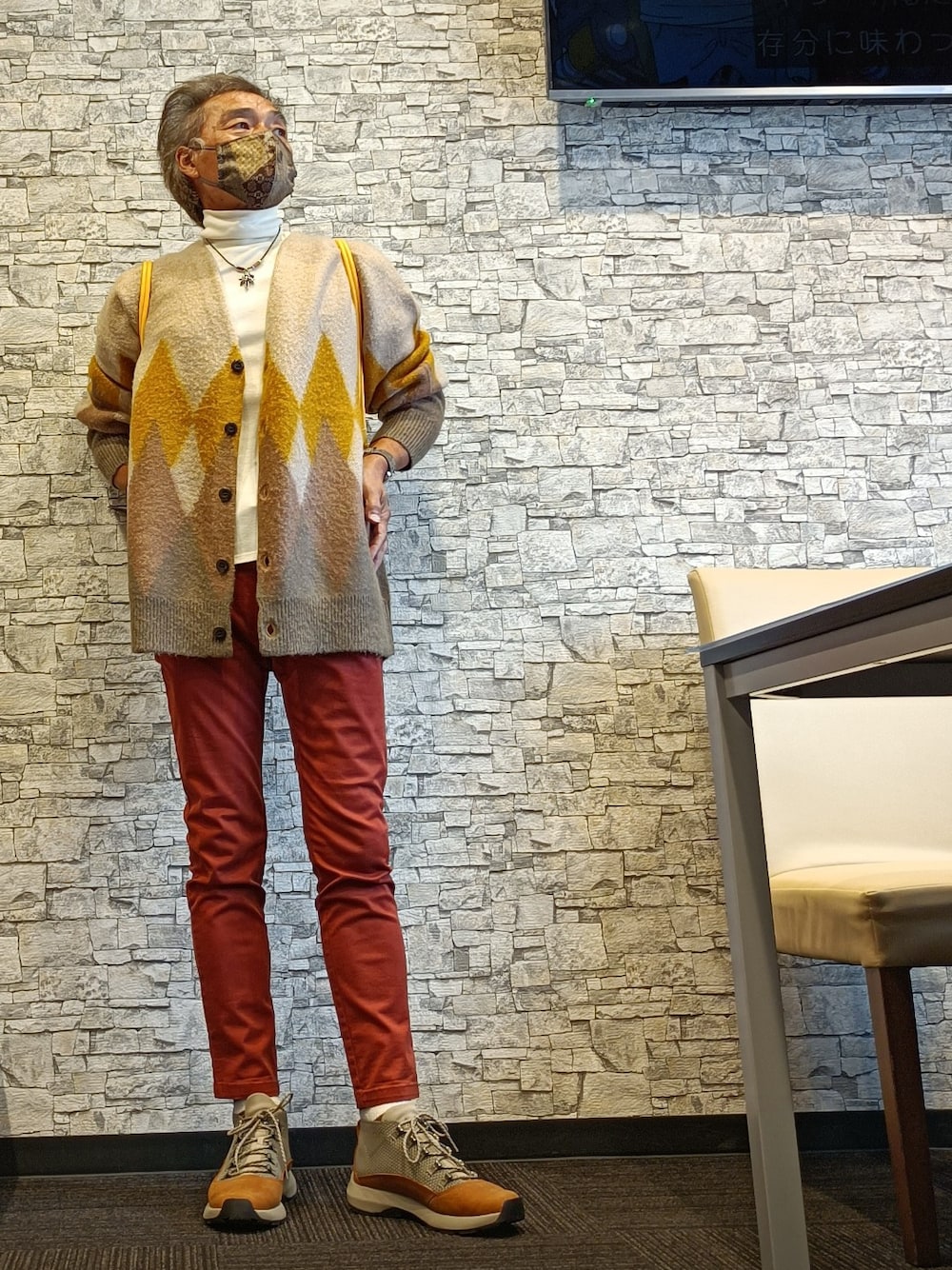 「ビッグシルエット、休日スタイル、おしゃれさんと繋がりたい、オトナカジュアル、今日のコーデ、秋服、ブラウン、秋のコーデ」｜「niko and...のアイテム（カーディガン/ボレロ、その他）」を使った、copenminamiさん（メンズ・169cm）の秋コーディネートの1枚目の写真