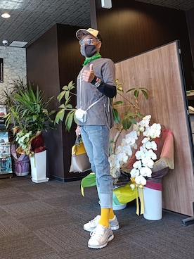 「アイテム（財布、シルバー系）」を使った、copenminamiさん（メンズ・169cm）の春コーディネート