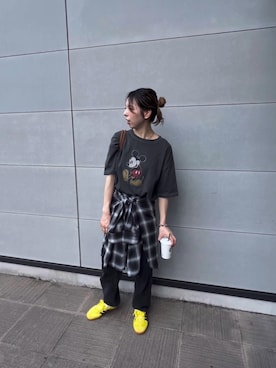 「Levi's（リーバイス）のアイテム」を使った、chika0209さん（レディース・165cm）の夏コーディネート