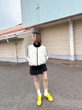 「アイテム（ジャージ）」を使った、chika0209さん（レディース・165cm）の秋コーディネート