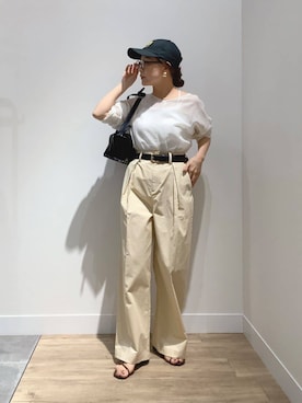「ベージュパンツ」｜MUNEHISAさん（レディース・153cm）の夏コーディネート