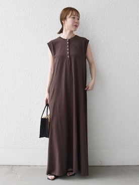 「TARANGO（タランゴ）のアイテム」を使った、山内さん（レディース・153cm）の春コーディネート