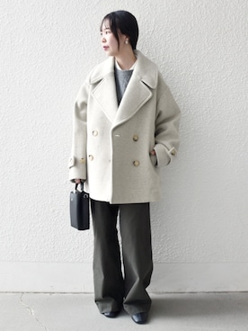 「アイテム（ピーコート）」を使った、山内さん（レディース・153cm）の秋コーディネート