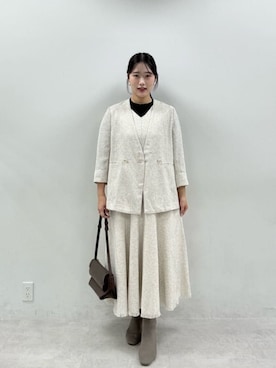「アイテム（ノーカラージャケット）」を使った、airiさん（レディース・161cm）の秋コーディネート