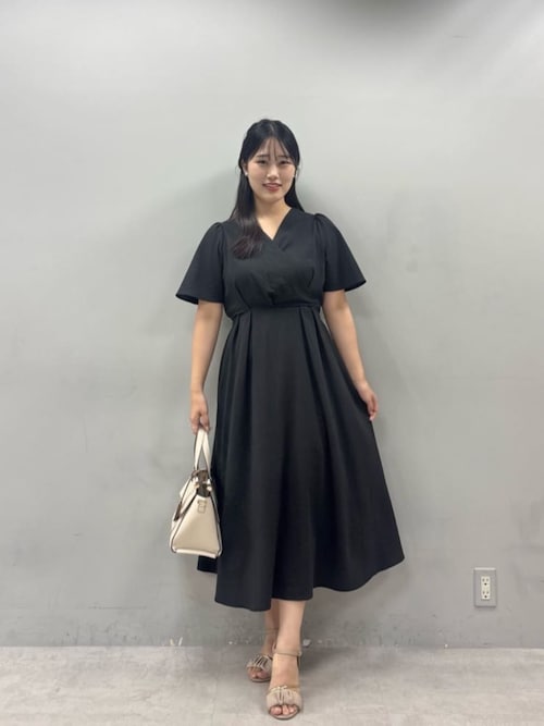 【WEB限定】フレア袖カシュクールワンピース